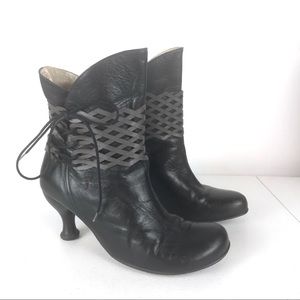 John Fluevog Midi Ankle Boots Black Side Lace Up